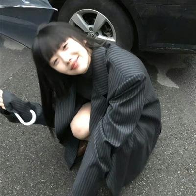 黑夜里的眼睛